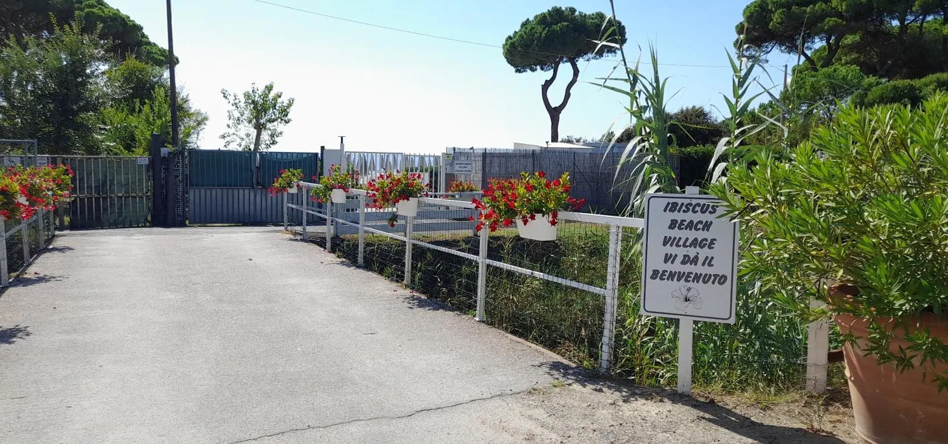 Ibiscus Beach Village Follonica Aparthotel